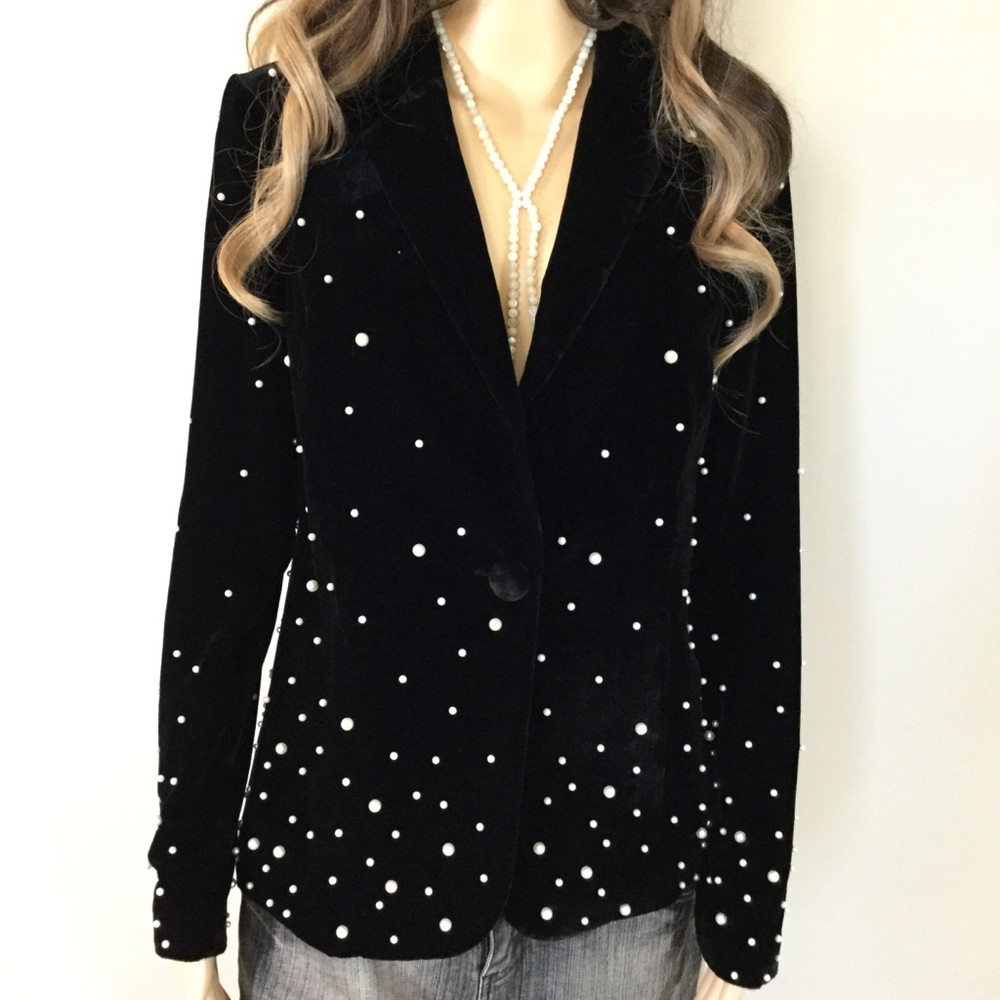 NWOT Donna Mizani Black Velvet Pearl Blazer